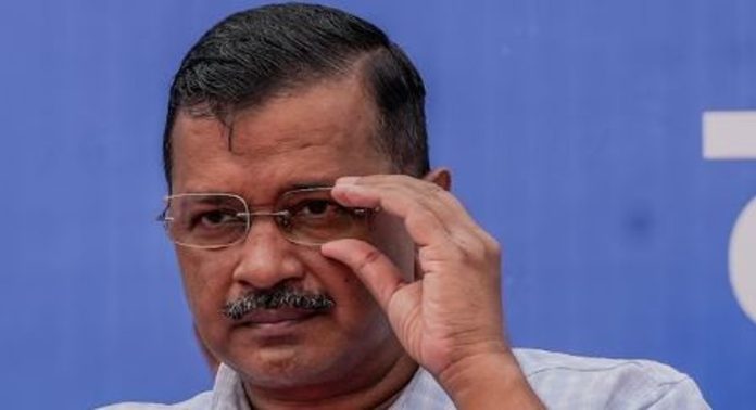ഡൽഹി ഭരണം പ്രതിസന്ധിയിലേക്ക്; പ്രതിഷേധം ശക്തമാക്കാന് ഒരുങ്ങി ബി.ജെ.പി ഡൽഹി ഭരണം പ്രതിസന്ധിയിലേക്ക്; പ്രതിഷേധം ശക്തമാക്കാന് ഒരുങ്ങി ബി.ജെ.പി
