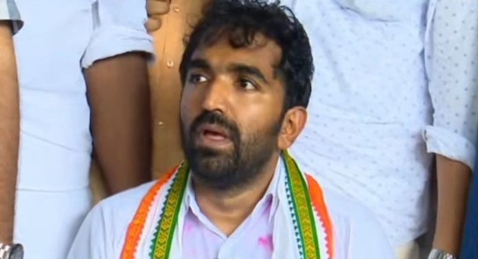 ഇഡി അന്വേഷിച്ചുവരുന്ന മക്കൾ ബിജെപിയിൽ പോകാതെ സിപിഎം സൂക്ഷിക്കണം ; ചാണ്ടി ഉമ്മൻ ഇഡി അന്വേഷിച്ചുവരുന്ന മക്കൾ ബിജെപിയിൽ പോകാതെ സിപിഎം സൂക്ഷിക്കണം ; ചാണ്ടി ഉമ്മൻ