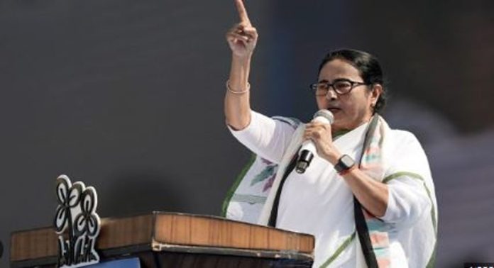 സന്ദേശ്ഖാലിയിൽ നടന്ന റെയ്ഡ് തൃണമൂലിനെതിരെയുള്ള ഗൂഢാലോചന ; മമത ബാനർജി സന്ദേശ്ഖാലിയിൽ നടന്ന റെയ്ഡ് തൃണമൂലിനെതിരെയുള്ള ഗൂഢാലോചന ; മമത ബാനർജി