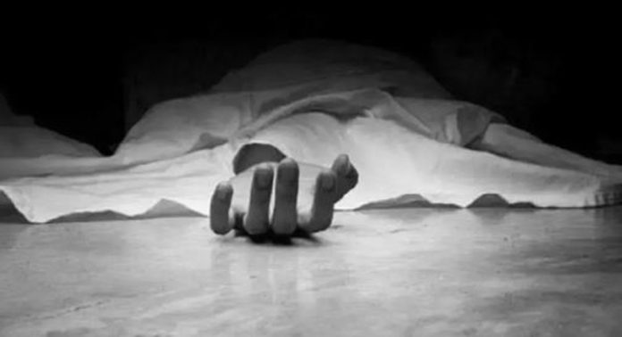 ഞാൻ മരിക്കാൻ പോകുന്നു ; ആത്മഹത്യാശ്രമത്തിന്റെ ചിത്രങ്ങൾ ഭർത്താവിന് അയച്ചുകൊടുത്ത് പിന്നാലെ യുവതി ജീവനൊടുക്കി, പോലീസ് അന്വേഷണം ആരംഭിച്ചു ഞാൻ മരിക്കാൻ പോകുന്നു ; ആത്മഹത്യാശ്രമത്തിന്റെ ചിത്രങ്ങൾ ഭർത്താവിന് അയച്ചുകൊടുത്ത് പിന്നാലെ യുവതി ജീവനൊടുക്കി, പോലീസ് അന്വേഷണം ആരംഭിച്ചു