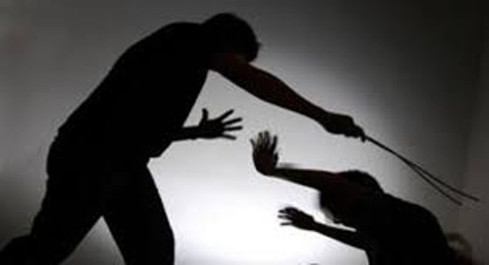 ഏഴ് വയസുകാരനെ ക്രൂരമായി മർദിച്ചു ; രണ്ടാനച്ഛന് പിടിയിൽ ഏഴ് വയസുകാരനെ ക്രൂരമായി മർദിച്ചു ; രണ്ടാനച്ഛന് പിടിയിൽ