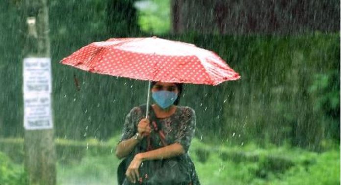 കേരളത്തിൽ ഇന്ന് നാല് ജില്ലകളിൽ വേനൽ മഴയ്ക്ക് സാധ്യത കേരളത്തിൽ ഇന്ന് നാല് ജില്ലകളിൽ വേനൽ മഴയ്ക്ക് സാധ്യത