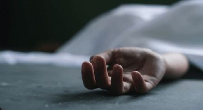 അടിപിടിക്കേസിൽപ്പെട്ട യുവാവിനെ ജീവനൊടുക്കിയ നിലയിൽ കണ്ടെത്തി അടിപിടിക്കേസിൽപ്പെട്ട യുവാവിനെ ജീവനൊടുക്കിയ നിലയിൽ കണ്ടെത്തി