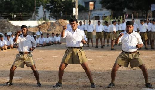 റിയൽ രാജ്യസ്നേഹികൾ ; സൈനിക സ്കൂളുകളുടെ നടത്തിപ്പ് ഏറെയും സംഘപരിവാർ സംഘടനകൾക്ക്, റിപ്പോർട്ടുകൾ പുറത്ത് റിയൽ രാജ്യസ്നേഹികൾ ; സൈനിക സ്കൂളുകളുടെ നടത്തിപ്പ് ഏറെയും സംഘപരിവാർ സംഘടനകൾക്ക്, റിപ്പോർട്ടുകൾ പുറത്ത്