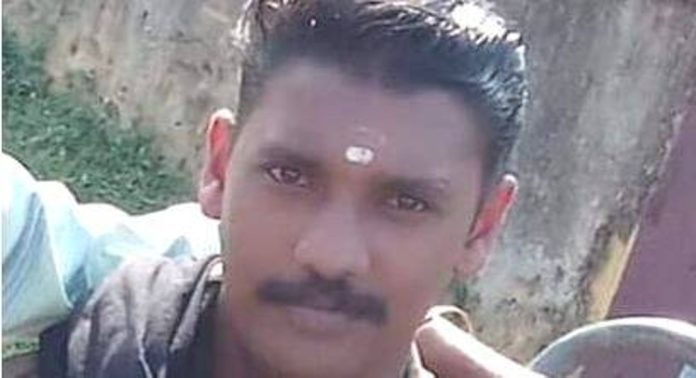 പാനൂർ സ്ഫോടനം ; ഒരാൾ പോലീസ് കസ്റ്റഡിയിൽ പാനൂർ സ്ഫോടനം ; ഒരാൾ പോലീസ് കസ്റ്റഡിയിൽ