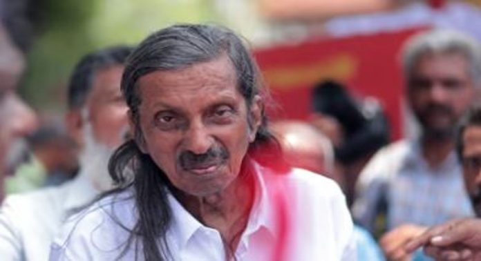 ഞാൻ തിരുവനന്തപുരത്തുകാരനാണ്, അല്ലാതെ ചിലരെ പോലെ പൊട്ടി വീണതല്ല ; ശശി തരൂരിനെതിരെ ആഞ്ഞടിച്ച് പന്ന്യൻ രവീന്ദ്രൻ ഞാൻ തിരുവനന്തപുരത്തുകാരനാണ്, അല്ലാതെ ചിലരെ പോലെ പൊട്ടി വീണതല്ല ; ശശി തരൂരിനെതിരെ ആഞ്ഞടിച്ച് പന്ന്യൻ രവീന്ദ്രൻ
