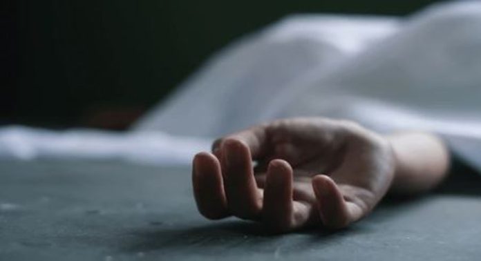 ഇരുചക്ര വാഹനത്തിൽ ബസിടിച്ച് വീട്ടമ്മ മരിച്ചു ഇരുചക്ര വാഹനത്തിൽ ബസിടിച്ച് വീട്ടമ്മ മരിച്ചു