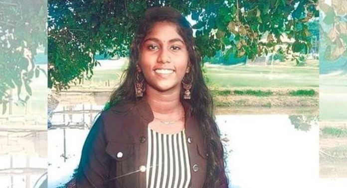 അപകടത്തില് ഗുരുതരപരിക്കേറ്റ് പെണ്കുട്ടി, മകളാണെന്നറിയാതെ രക്ഷാപ്രവര്ത്തനത്തിന് അച്ഛനും; ഒടുവില് സംഭവിച്ചത്…! അപകടത്തില് ഗുരുതരപരിക്കേറ്റ് പെണ്കുട്ടി, മകളാണെന്നറിയാതെ രക്ഷാപ്രവര്ത്തനത്തിന് അച്ഛനും; ഒടുവില് സംഭവിച്ചത്…!