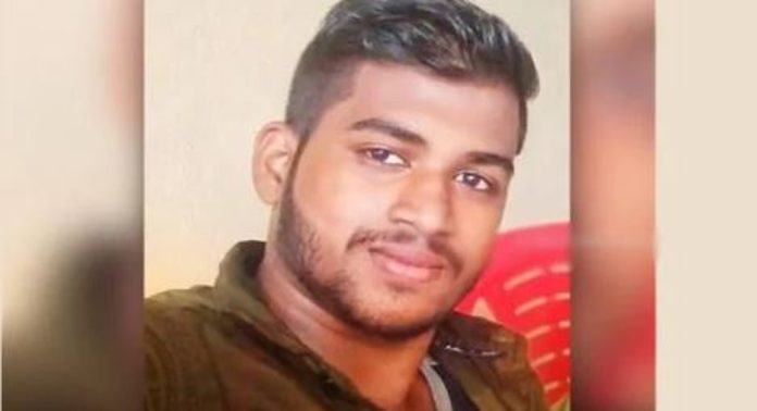 തോട്ടില് കുളിക്കാനിറങ്ങിയ യുവാവ് മുങ്ങിമരിച്ച നിലയിൽ തോട്ടില് കുളിക്കാനിറങ്ങിയ യുവാവ് മുങ്ങിമരിച്ച നിലയിൽ