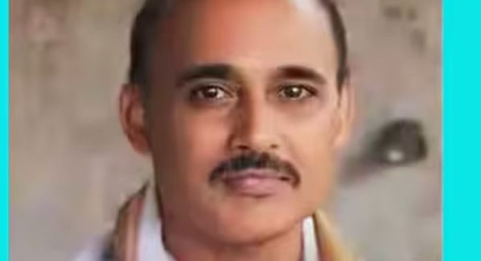 വിദ്യാർഥിനികളെ ലൈംഗികമായി പീഡിപ്പിച്ചു ; പ്രധാനാധ്യാപകനും ക്ഷേത്രപൂജാരിയുമായ 58കാരൻ പിടിയിൽ വിദ്യാർഥിനികളെ ലൈംഗികമായി പീഡിപ്പിച്ചു ; പ്രധാനാധ്യാപകനും ക്ഷേത്രപൂജാരിയുമായ 58കാരൻ പിടിയിൽ