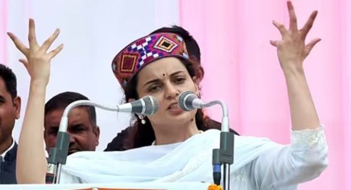 ബീഫ് കഴിക്കാറില്ല, ഞാൻ പ്രൗഡ് ഹിന്ദു ആണ് ; കങ്കണ റണൗട്ട് ബീഫ് കഴിക്കാറില്ല, ഞാൻ പ്രൗഡ് ഹിന്ദു ആണ് ; കങ്കണ റണൗട്ട്