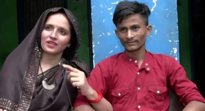 പബ്ജി വഴി പ്രണയത്തിലായ യുവാവുമൊത്ത് ജീവിക്കാൻ ഇന്ത്യയിലെത്തിയ പാക് യുവതിക്ക് സമൻസ് പബ്ജി വഴി പ്രണയത്തിലായ യുവാവുമൊത്ത് ജീവിക്കാൻ ഇന്ത്യയിലെത്തിയ പാക് യുവതിക്ക് സമൻസ്