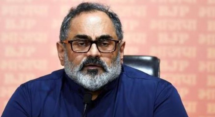 ലോകം മുമ്പോട്ട് പോകുമ്പോൾ തിരുവനന്തപുരം മണ്ഡലം ബ്രേക്കിട്ട് നിൽക്കുന്നു ; രാജീവ് ചന്ദ്രശേഖര് ലോകം മുമ്പോട്ട് പോകുമ്പോൾ തിരുവനന്തപുരം മണ്ഡലം ബ്രേക്കിട്ട് നിൽക്കുന്നു ; രാജീവ് ചന്ദ്രശേഖര്