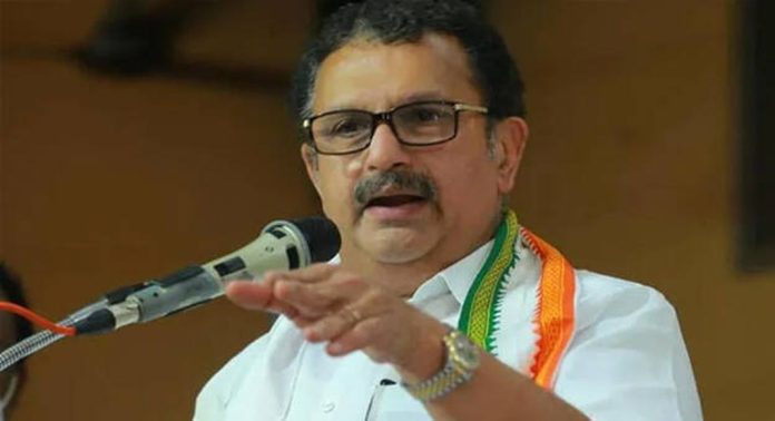 കേജരിവാളിനെപ്പോലെ അകത്തുപോകുമോയെന്ന് മുഖ്യമന്ത്രി ഭയപ്പെടുന്നു ; വിമർശനവുമായി കെ. മുരളീധരൻ കേജരിവാളിനെപ്പോലെ അകത്തുപോകുമോയെന്ന് മുഖ്യമന്ത്രി ഭയപ്പെടുന്നു ; വിമർശനവുമായി കെ. മുരളീധരൻ
