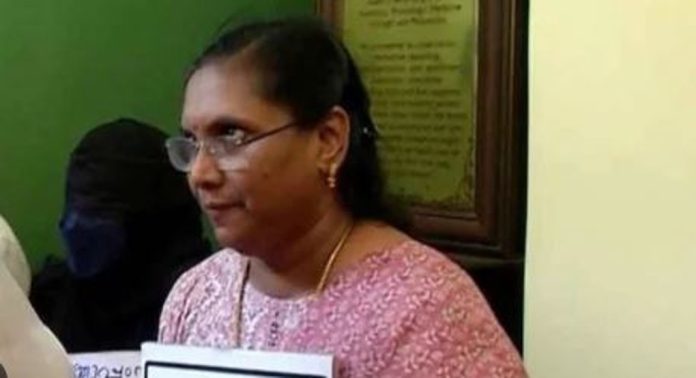 അനിതയുടെ കോടതിയലക്ഷ്യ ഹർജി തീർപ്പാക്കി; റിവ്യൂ ഹർജി മാറ്റി അനിതയുടെ കോടതിയലക്ഷ്യ ഹർജി തീർപ്പാക്കി; റിവ്യൂ ഹർജി മാറ്റി