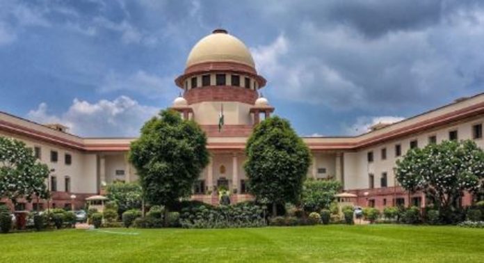സി.എ പരീക്ഷ മാറ്റില്ല ; ആവശ്യം സുപ്രീംകോടതി തള്ളി സി.എ പരീക്ഷ മാറ്റില്ല ; ആവശ്യം സുപ്രീംകോടതി തള്ളി