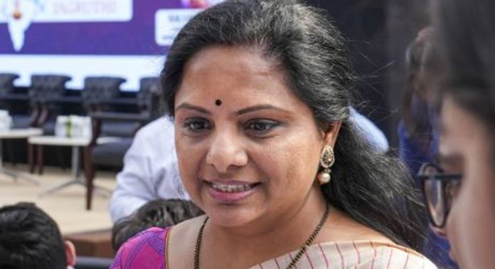 മദ്യനയക്കേസ് ; സി.ബി.ഐയ്ക്കെതിരെ കെ കവിത കോടതിയിൽ മദ്യനയക്കേസ് ; സി.ബി.ഐയ്ക്കെതിരെ കെ കവിത കോടതിയിൽ