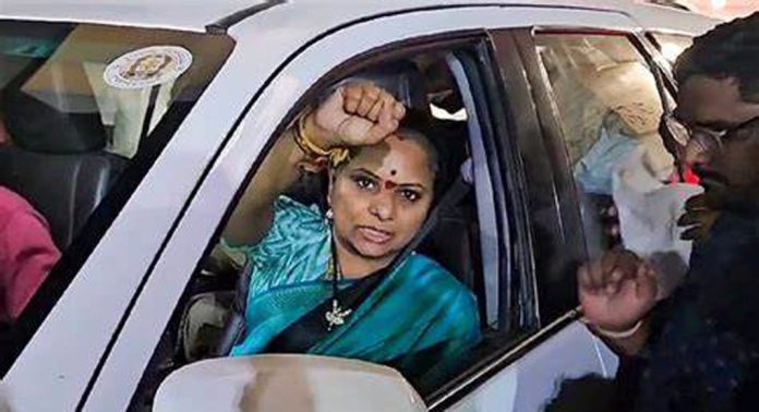 ഡൽഹി മദ്യനയക്കേസിൽ കെ.കവിതയെ ഏപ്രില് 23 വരെ ജുഡീഷ്യൽ കസ്റ്റഡിയിൽ വിട്ടു ഡൽഹി മദ്യനയക്കേസിൽ കെ.കവിതയെ ഏപ്രില് 23 വരെ ജുഡീഷ്യൽ കസ്റ്റഡിയിൽ വിട്ടു