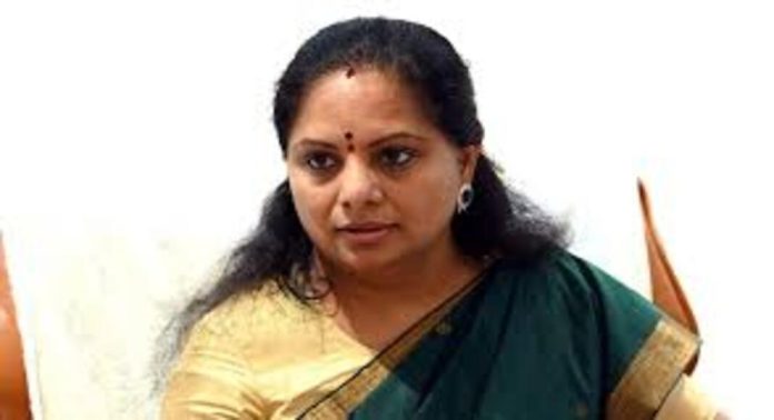 ഒരിക്കലും താൻ പാർട്ടി വിടില്ല , അത്തരം വാർത്തകൾ വിശ്വസിക്കരുത് : കെ കവിത ഒരിക്കലും താൻ പാർട്ടി വിടില്ല , അത്തരം വാർത്തകൾ വിശ്വസിക്കരുത് : കെ കവിത