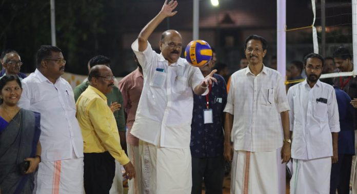 53-ാമത് സംസ്ഥാന സീനിയർ വോളിബോൾ ചാമ്പ്യൻഷിപ്പ് ഉദ്ഘാടനം ചെയ്തു 53-ാമത് സംസ്ഥാന സീനിയർ വോളിബോൾ ചാമ്പ്യൻഷിപ്പ് ഉദ്ഘാടനം ചെയ്തു