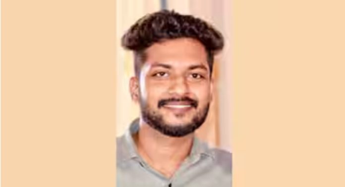 കോഴിക്കോട് യുവാവിനെ വീട്ടിൽ മരിച്ച നിലയിൽ കണ്ടെത്തി കോഴിക്കോട് യുവാവിനെ വീട്ടിൽ മരിച്ച നിലയിൽ കണ്ടെത്തി