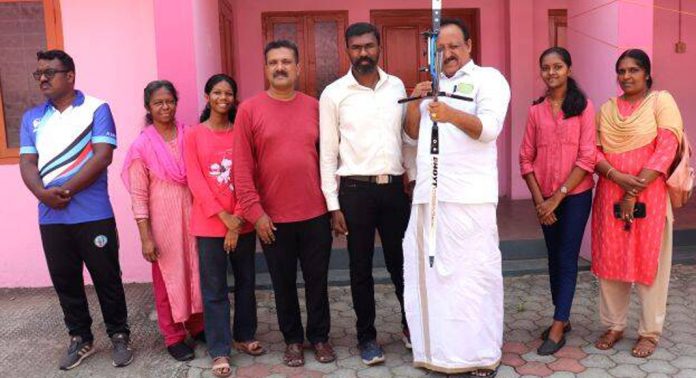 കോഴഞ്ചേരി മാർത്തോമ സീനിയർ സെക്കൻഡറി സ്കൂളില് സൗജന്യ അവധിക്കാല ആർച്ചറി ക്യാമ്പ് ഉദ്ഘാടനം ചെയ്തു കോഴഞ്ചേരി മാർത്തോമ സീനിയർ സെക്കൻഡറി സ്കൂളില് സൗജന്യ അവധിക്കാല ആർച്ചറി ക്യാമ്പ് ഉദ്ഘാടനം ചെയ്തു