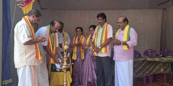ആത്മീയരംഗത്ത് ശ്രീനാരായണ ഗുരുദേവനേപ്പോലെ പൂർണതയിലെത്തിയ ഋഷീശ്വരൻ വേറെയില്ല ; മോഹൻ ബാബു ആത്മീയരംഗത്ത് ശ്രീനാരായണ ഗുരുദേവനേപ്പോലെ പൂർണതയിലെത്തിയ ഋഷീശ്വരൻ വേറെയില്ല ; മോഹൻ ബാബു