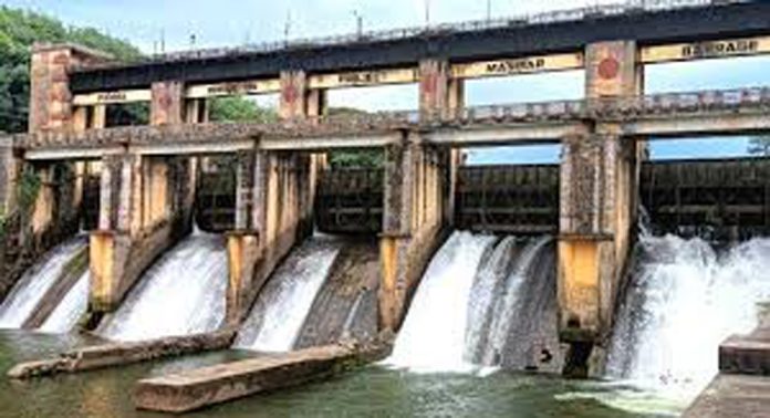 മണിയാർ ടൂറിസം പദ്ധതിയും വികസനവും കാടുമൂടുന്നു മണിയാർ ടൂറിസം പദ്ധതിയും വികസനവും കാടുമൂടുന്നു