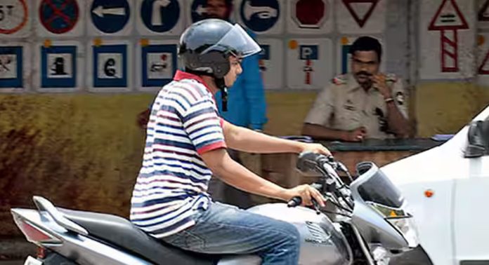 സംസ്ഥാനത്തെ ഡ്രൈവിംഗ് പരീക്ഷകളിൽ അടിമുടി വീഴ്ചയെന്ന് സിഎജി കണ്ടെത്തൽ സംസ്ഥാനത്തെ ഡ്രൈവിംഗ് പരീക്ഷകളിൽ അടിമുടി വീഴ്ചയെന്ന് സിഎജി കണ്ടെത്തൽ