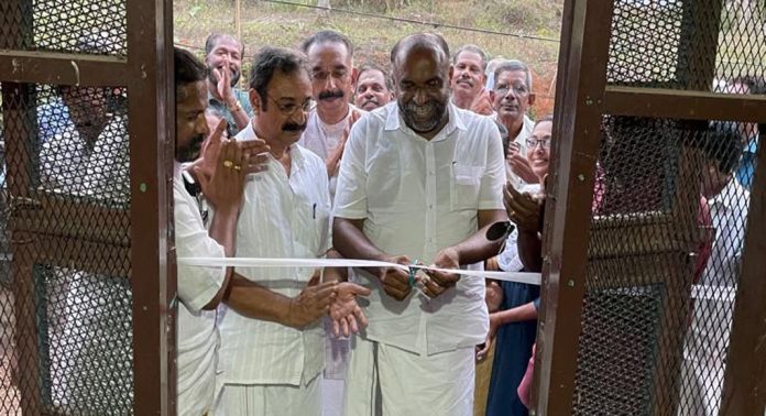 യുഡിഎഫ് തെരഞ്ഞെടുപ്പ് തുമ്പമൺ മണ്ഡലം കമ്മിറ്റി ഓഫീസ് ഉദ്ഘാടനം ചെയ്തു യുഡിഎഫ് തെരഞ്ഞെടുപ്പ് തുമ്പമൺ മണ്ഡലം കമ്മിറ്റി ഓഫീസ് ഉദ്ഘാടനം ചെയ്തു