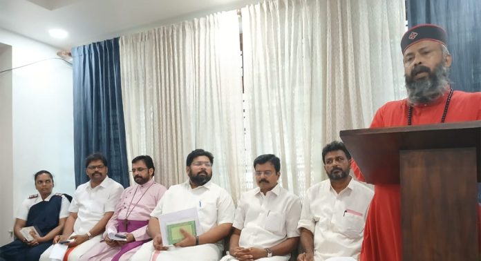 ക്രൈസ്തവ സമൂഹത്തിന്റെ അടിസ്ഥാന ആവശ്യങ്ങളില് മുന്നണികള് പുറം തിരിച്ചു നില്ക്കുന്നു : കെസിസി ക്രൈസ്തവ സമൂഹത്തിന്റെ അടിസ്ഥാന ആവശ്യങ്ങളില് മുന്നണികള് പുറം തിരിച്ചു നില്ക്കുന്നു : കെസിസി