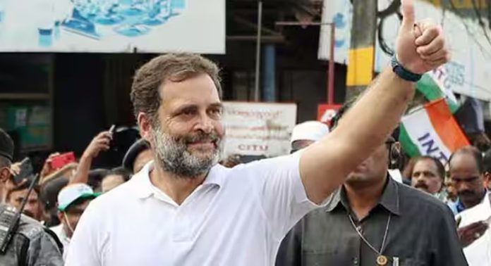 രാഹുല് ഗാന്ധിയില്ലാതെ ഇന്ത്യ മുന്നണി ജാര്ഖണ്ഡ് റാലിക്ക് തുടക്കമായി രാഹുല് ഗാന്ധിയില്ലാതെ ഇന്ത്യ മുന്നണി ജാര്ഖണ്ഡ് റാലിക്ക് തുടക്കമായി