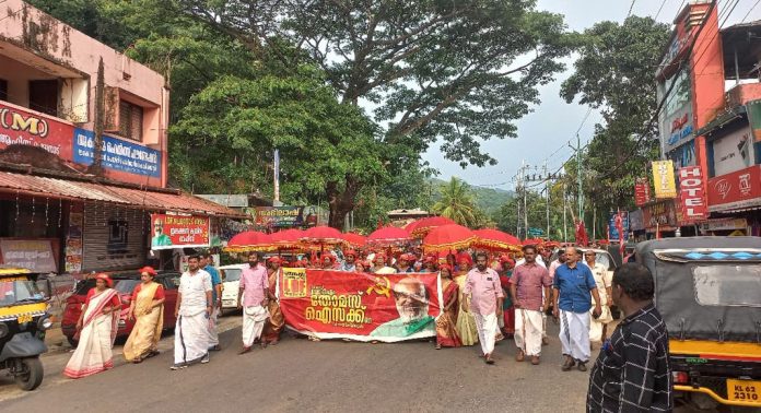 കേരളത്തിനെതിരെ പറയുമ്പോള് നരേന്ദ്രമോദിക്കും രാഹുല് ഗാന്ധിക്കും പ്രിയങ്കാഗാന്ധിക്കും ഒരേ സ്വരമാണെന്ന് എം.വി ഗോവിന്ദന് കേരളത്തിനെതിരെ പറയുമ്പോള് നരേന്ദ്രമോദിക്കും രാഹുല് ഗാന്ധിക്കും പ്രിയങ്കാഗാന്ധിക്കും ഒരേ സ്വരമാണെന്ന് എം.വി ഗോവിന്ദന്