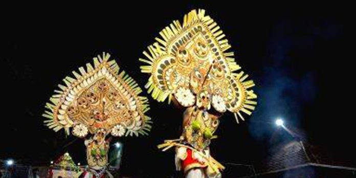 കദളിമംഗലം പടേനിയിൽ ഇരുവെള്ളിപ്പറ – തെങ്ങേലി കരക്കാരുടെ അടവി ഗ്രാമോത്സവം ഇന്ന് നടക്കും കദളിമംഗലം പടേനിയിൽ ഇരുവെള്ളിപ്പറ – തെങ്ങേലി കരക്കാരുടെ അടവി ഗ്രാമോത്സവം ഇന്ന് നടക്കും