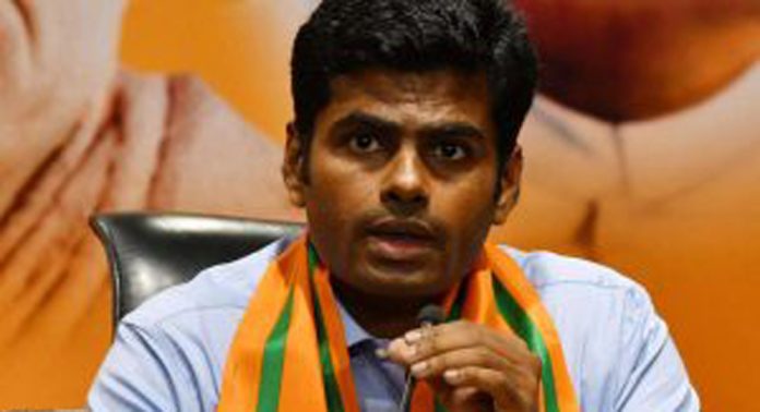 തമിഴ്നാട് ബിജെപി അധ്യക്ഷൻ അണ്ണാമലൈക്കെതിരായ വിദ്വേഷ പ്രസംഗ കേസ് സുപ്രീം കോടതി സ്റ്റേ ചെയ്തു തമിഴ്നാട് ബിജെപി അധ്യക്ഷൻ അണ്ണാമലൈക്കെതിരായ വിദ്വേഷ പ്രസംഗ കേസ് സുപ്രീം കോടതി സ്റ്റേ ചെയ്തു