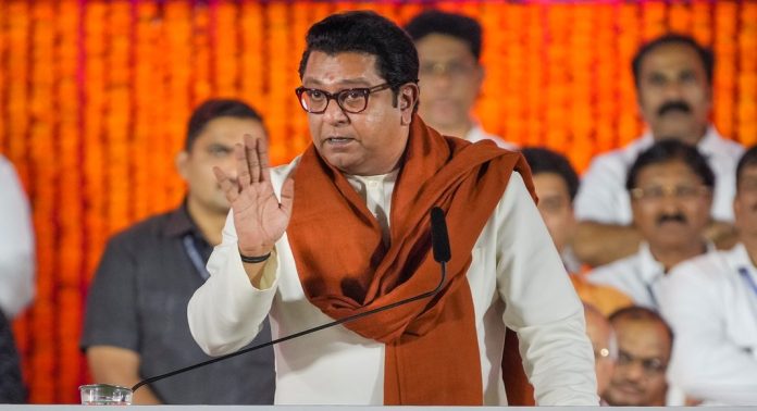 മോദിയെ പുകഴ്ത്തി താക്കറെ ; കടുവ ആട്ടിൻകുട്ടിയായെന്ന് കോൺഗ്രസ് മോദിയെ പുകഴ്ത്തി താക്കറെ ; കടുവ ആട്ടിൻകുട്ടിയായെന്ന് കോൺഗ്രസ്