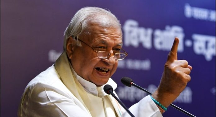 പരിഗണനയില് ഇരുന്ന അഞ്ച് ബില്ലുകളിലും ഒപ്പിട്ട് ഗവര്ണര് പരിഗണനയില് ഇരുന്ന അഞ്ച് ബില്ലുകളിലും ഒപ്പിട്ട് ഗവര്ണര്