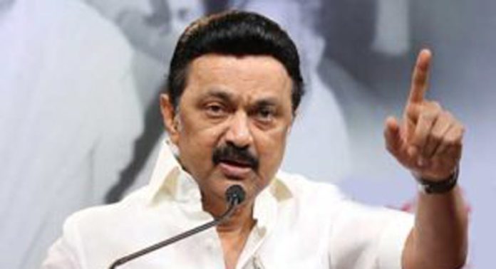 ദൂരദർശന്റെ ലോഗോയുടെ നിറം മാറ്റത്തിനെതിരെ രൂക്ഷ വിമർശനവുമായി എംകെ സ്റ്റാലിൻ ദൂരദർശന്റെ ലോഗോയുടെ നിറം മാറ്റത്തിനെതിരെ രൂക്ഷ വിമർശനവുമായി എംകെ സ്റ്റാലിൻ