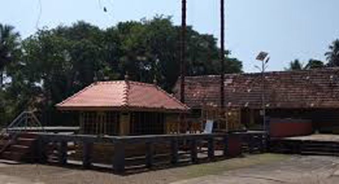 കലഞ്ഞൂർ മഹാദേവർ ക്ഷേത്രത്തിൽ ഇടിച്ചുപിഴിഞ്ഞ പായസം വഴിപാട് വെള്ളിയാഴ്ച നടക്കും കലഞ്ഞൂർ മഹാദേവർ ക്ഷേത്രത്തിൽ ഇടിച്ചുപിഴിഞ്ഞ പായസം വഴിപാട് വെള്ളിയാഴ്ച നടക്കും