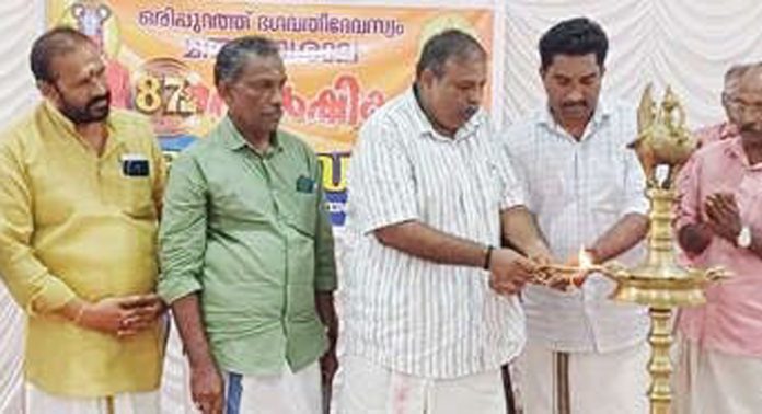 ഒരിപ്പുറത്ത് ഭഗവതി ദേവസ്വം മതപാഠശാലയുടെ വാർഷികാഘോഷം ഉദ്ഘാടനം ചെയ്തു ഒരിപ്പുറത്ത് ഭഗവതി ദേവസ്വം മതപാഠശാലയുടെ വാർഷികാഘോഷം ഉദ്ഘാടനം ചെയ്തു