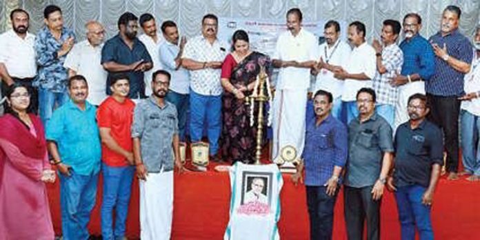 ഓള് കേരള ഫോട്ടോഗ്രാഫേഴ്സ് അസോസിയേഷൻ സ്ഥാപക നേതാവ് ജോസഫ് ചെറിയാൻ അനുസ്മരണം നടത്തി ഓള് കേരള ഫോട്ടോഗ്രാഫേഴ്സ് അസോസിയേഷൻ സ്ഥാപക നേതാവ് ജോസഫ് ചെറിയാൻ അനുസ്മരണം നടത്തി