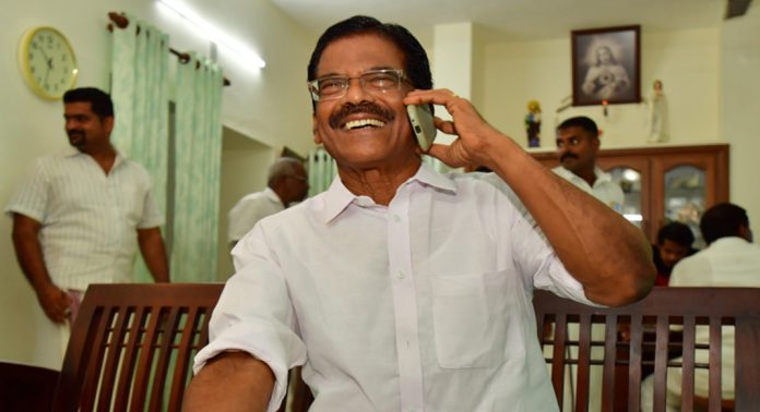 ഇടത് സ്ഥാനാർത്ഥിക്ക് വേണ്ടി പ്രചാരണത്തിന് പോകണം : ‘തൊഴിലുറപ്പ്’ തൊഴിലാളികൾക്ക് നിർദേശം ഇടത് സ്ഥാനാർത്ഥിക്ക് വേണ്ടി പ്രചാരണത്തിന് പോകണം : ‘തൊഴിലുറപ്പ്’ തൊഴിലാളികൾക്ക് നിർദേശം