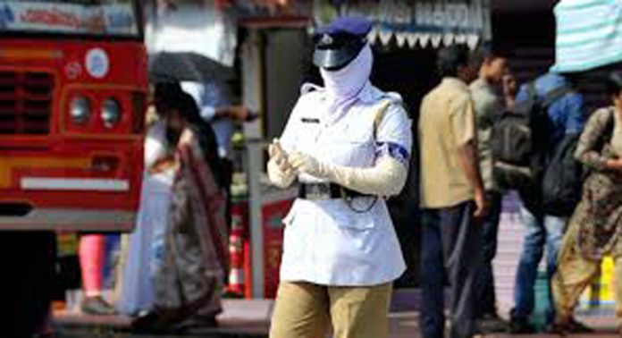 അടൂര് ട്രാഫിക് പോലീസ് സ്റ്റേഷനില് ആവശ്യത്തിന് സൗകര്യങ്ങളില്ല ; ഉദ്യോഗസ്ഥര് ബുദ്ധിമുട്ടുന്നു അടൂര് ട്രാഫിക് പോലീസ് സ്റ്റേഷനില് ആവശ്യത്തിന് സൗകര്യങ്ങളില്ല ; ഉദ്യോഗസ്ഥര് ബുദ്ധിമുട്ടുന്നു