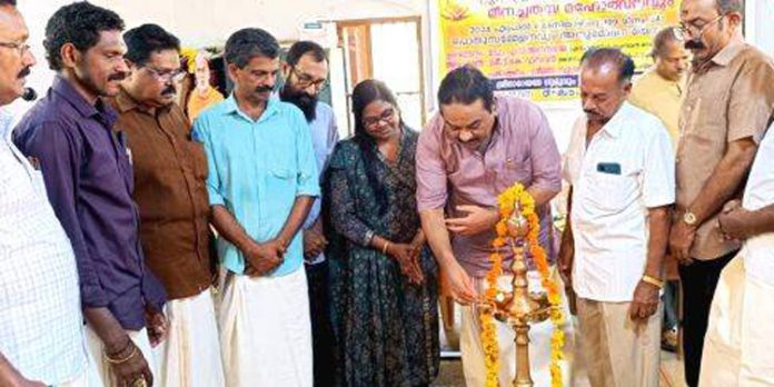 ഉള്ളന്നൂർ എസ്.എൻ.ഡി.പി ശാഖാ ഗുരുദേവക്ഷേത്രത്തിലെ മീനച്ചതയ മഹോത്സവം ഉദ്ഘാടനം ചെയ്തു ഉള്ളന്നൂർ എസ്.എൻ.ഡി.പി ശാഖാ ഗുരുദേവക്ഷേത്രത്തിലെ മീനച്ചതയ മഹോത്സവം ഉദ്ഘാടനം ചെയ്തു