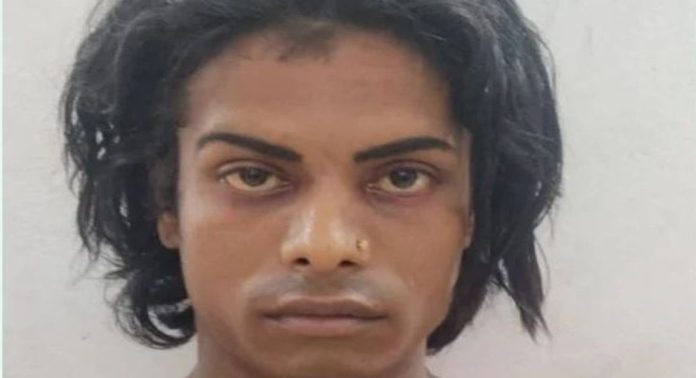 സ്ത്രീവേഷം ധരിച്ചെത്തി ബാഗ് കവര്ന്നു ; പ്രതി അറസ്റ്റിൽ സ്ത്രീവേഷം ധരിച്ചെത്തി ബാഗ് കവര്ന്നു ; പ്രതി അറസ്റ്റിൽ