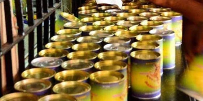 അഞ്ച് കോടിയുടെ 6.65 ലക്ഷം ടിൻ അരവണ പായസം നശിപ്പിക്കണം; ടെൻഡർ വിളിച്ച് ദേവസ്വം വകുപ്പ് അഞ്ച് കോടിയുടെ 6.65 ലക്ഷം ടിൻ അരവണ പായസം നശിപ്പിക്കണം; ടെൻഡർ വിളിച്ച് ദേവസ്വം വകുപ്പ്