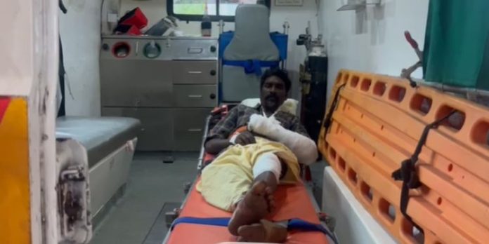 വയനാട്ടിൽ കരടി ആക്രമണം ; യുവാവിന് പരിക്ക് വയനാട്ടിൽ കരടി ആക്രമണം ; യുവാവിന് പരിക്ക്
