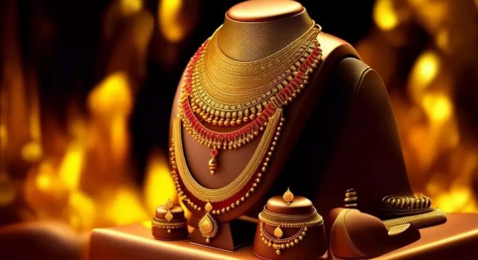 സ്വർണാഭരണ പ്രേമികളുടെ പ്രതീക്ഷ മങ്ങി ; ഇടവേളയ്ക്ക് ശേഷം പവന്റെ വില ഉയർന്നു സ്വർണാഭരണ പ്രേമികളുടെ പ്രതീക്ഷ മങ്ങി ; ഇടവേളയ്ക്ക് ശേഷം പവന്റെ വില ഉയർന്നു