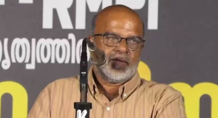 സ്ത്രീവിരുദ്ധ പരാമര്ശം : രാഷ്ട്രീയമായി ശരിയായിരുന്നില്ല ; നിയമപരമായി തെറ്റല്ലെന്ന് ആർഎംപി നേതാവ് ഹരിഹരന് സ്ത്രീവിരുദ്ധ പരാമര്ശം : രാഷ്ട്രീയമായി ശരിയായിരുന്നില്ല ; നിയമപരമായി തെറ്റല്ലെന്ന് ആർഎംപി നേതാവ് ഹരിഹരന്