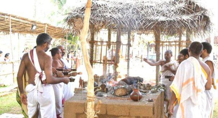 ഇളകൊള്ളൂർ അതിരാത്രം ഇന്ന് സമാപിക്കും ഇളകൊള്ളൂർ അതിരാത്രം ഇന്ന് സമാപിക്കും